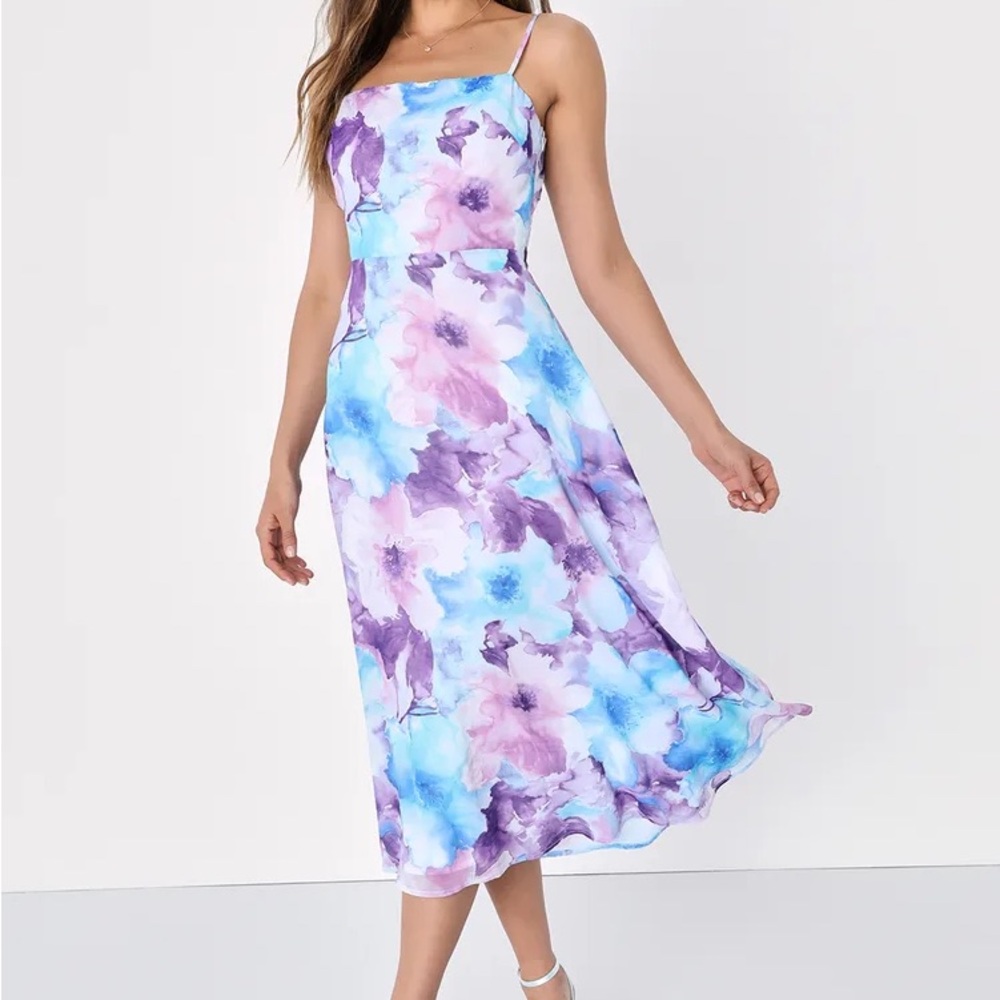 Lulu’s Midi Dress in Purple and Blue